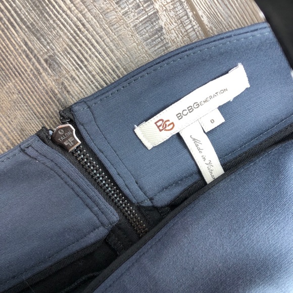 🌀🌀Sleek Mini Skirt🌀🌀 - Picture 3 of 3